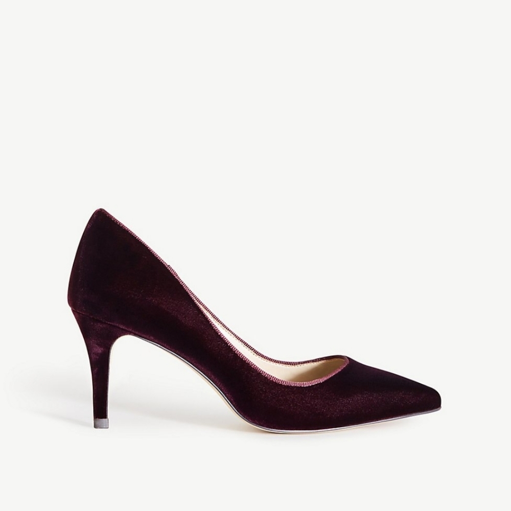 Ann Taylor Mila Velvet Pumps Blue